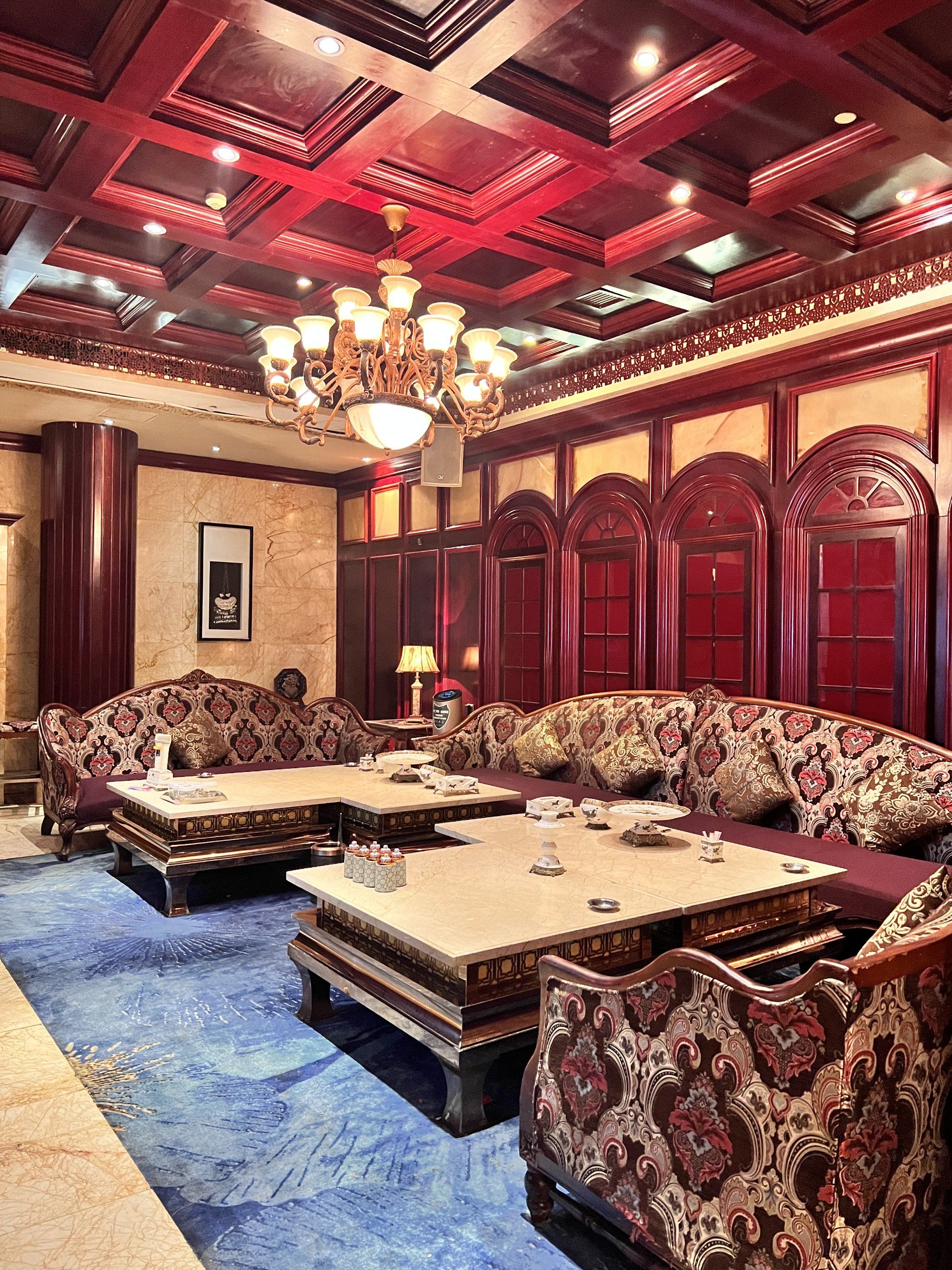 探秘信阳商务KTV攻略-平桥区ktv预订